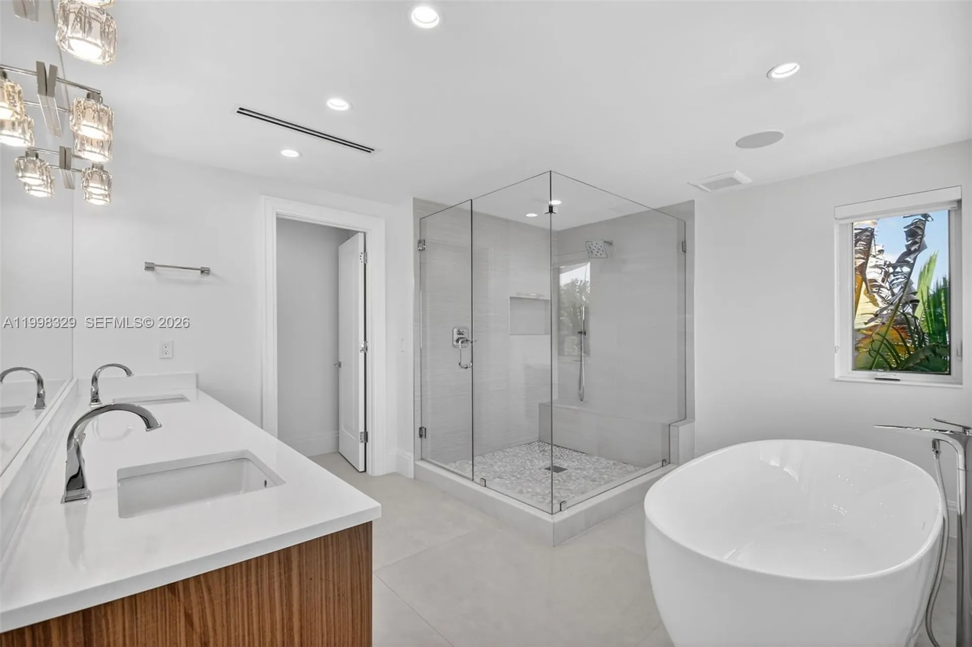 1017 S Palmway Lake Worth FL 33460