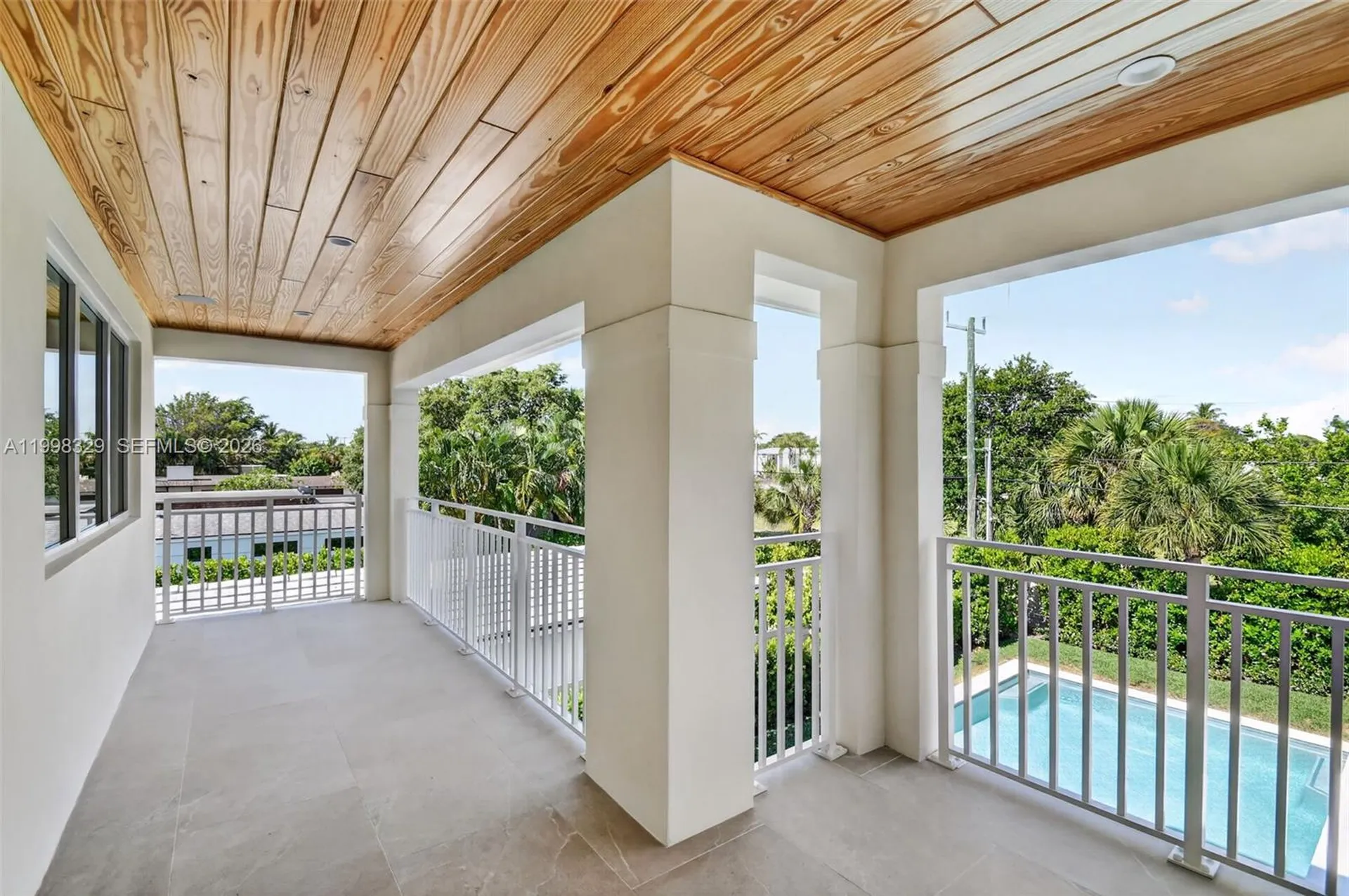 1017 S Palmway Lake Worth FL 33460