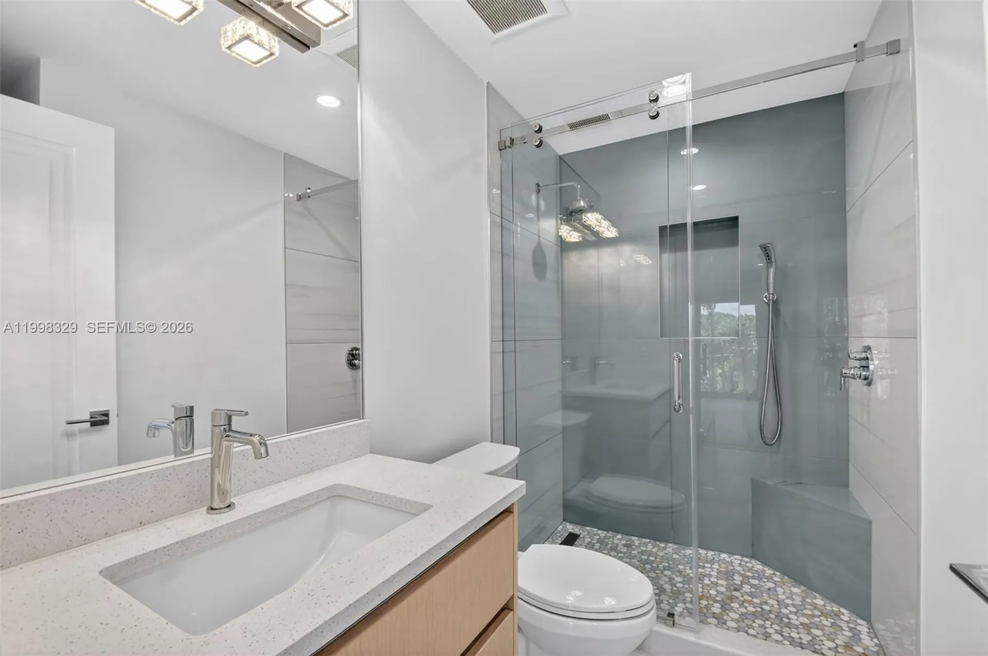 1017 S Palmway Lake Worth FL 33460