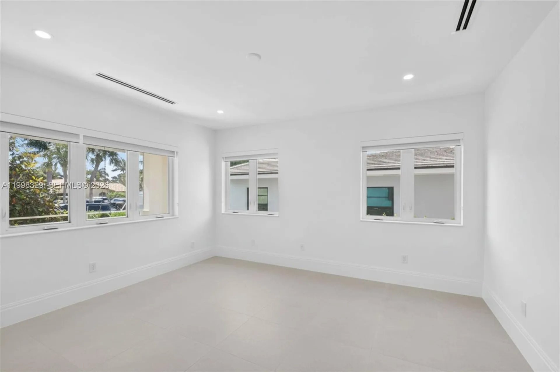 1017 S Palmway Lake Worth FL 33460