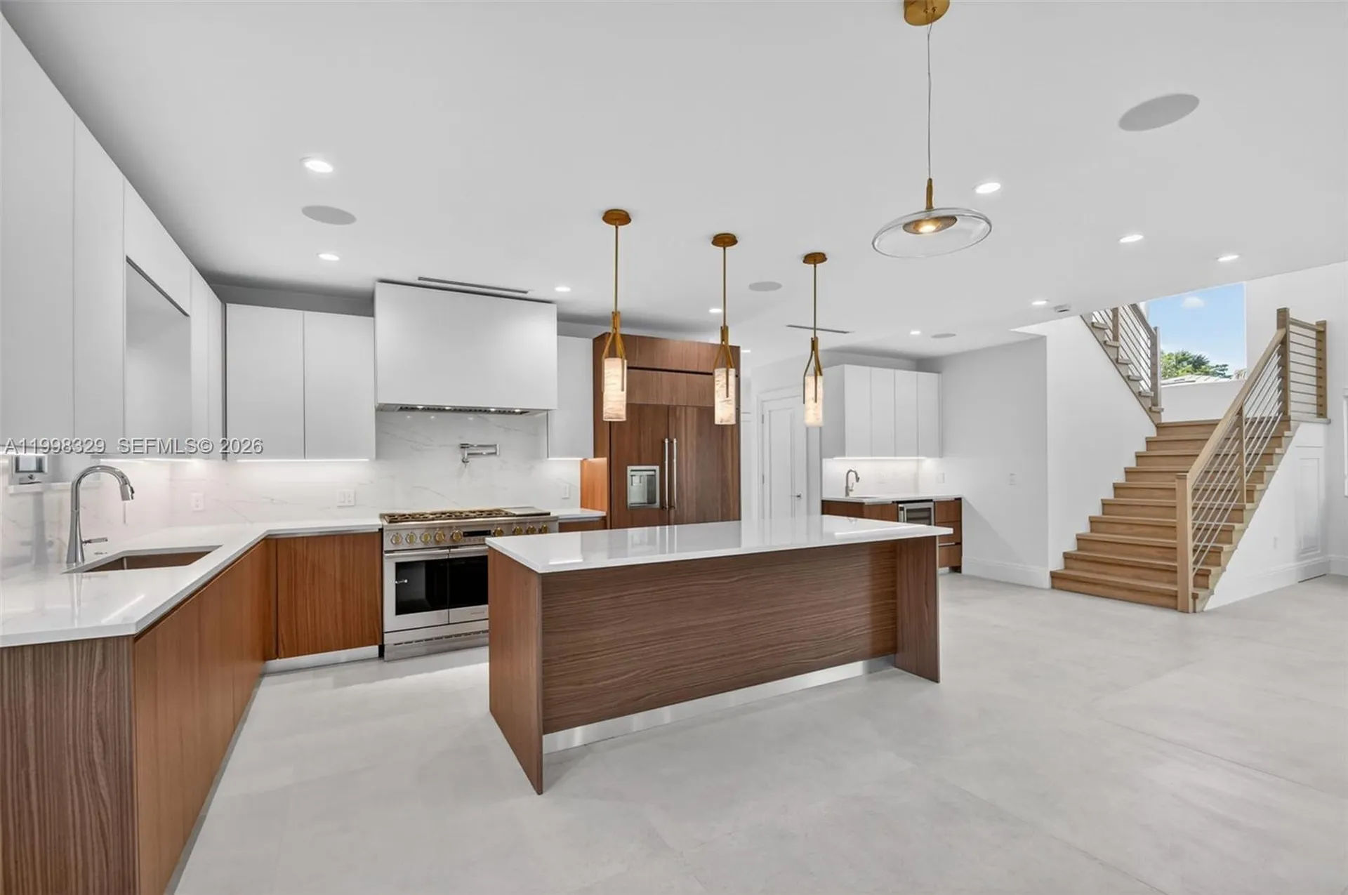 1017 S Palmway Lake Worth FL 33460