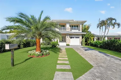 1017 S Palmway Lake Worth FL 33460