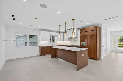 1017 S Palmway Lake Worth FL 33460