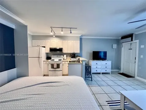 1480 S Ocean Boulevard Lauderdale By The Sea FL 33062