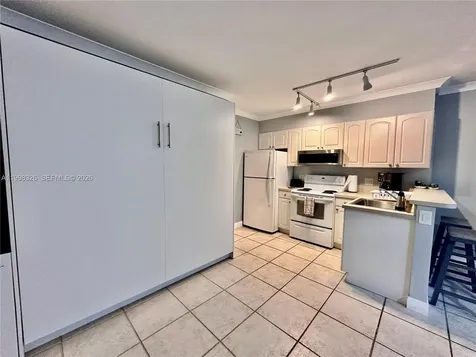 1480 S Ocean Boulevard Lauderdale By The Sea FL 33062