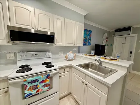 1480 S Ocean Boulevard Lauderdale By The Sea FL 33062
