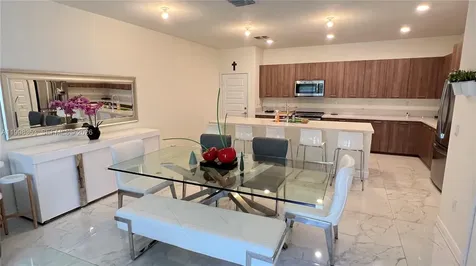 4738 NW 83rd Path Doral FL 33166