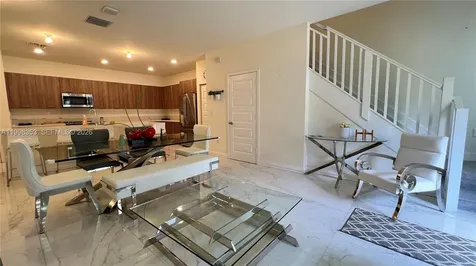 4738 NW 83rd Path Doral FL 33166
