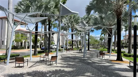 4738 NW 83rd Path Doral FL 33166