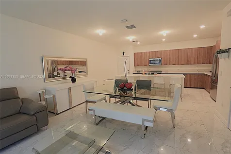 4738 NW 83rd Path Doral FL 33166