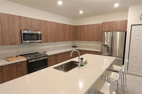 4738 NW 83rd Path Doral FL 33166