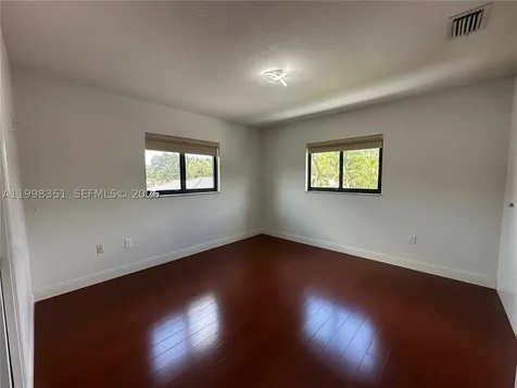 9069 NW 193rd Street Hialeah FL 33018