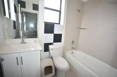21404 NE 3rd Path Miami FL 33179