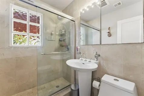 704 SW 14th Street Fort Lauderdale FL 33315