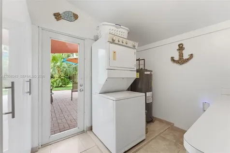 704 SW 14th Street Fort Lauderdale FL 33315