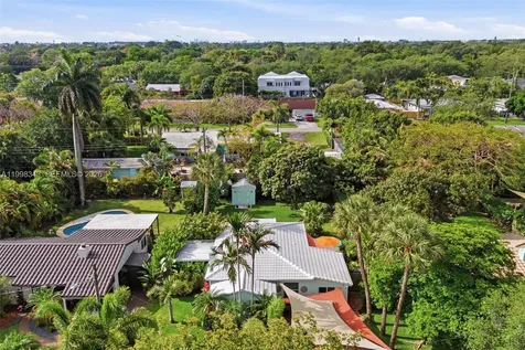 704 SW 14th Street Fort Lauderdale FL 33315