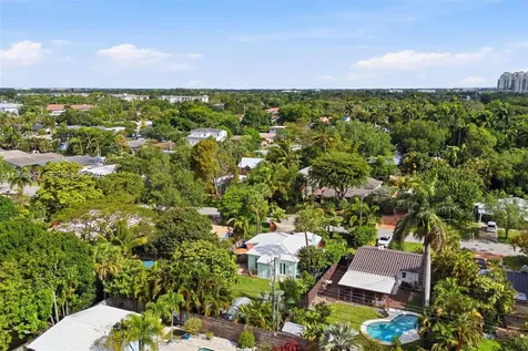 704 SW 14th Street Fort Lauderdale FL 33315