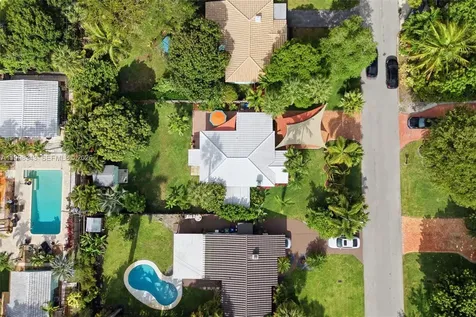 704 SW 14th Street Fort Lauderdale FL 33315
