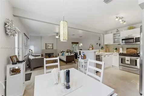 704 SW 14th Street Fort Lauderdale FL 33315