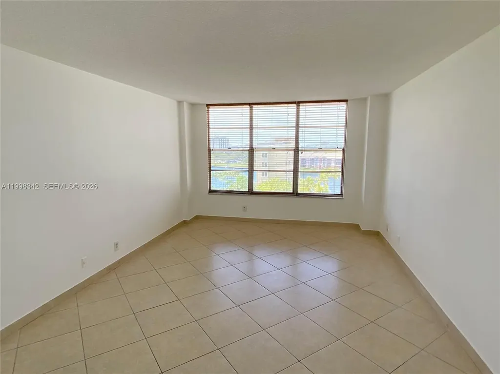 3800 S Ocean Drive Hollywood FL 33019