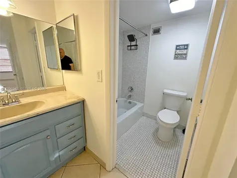3800 S Ocean Drive Hollywood FL 33019