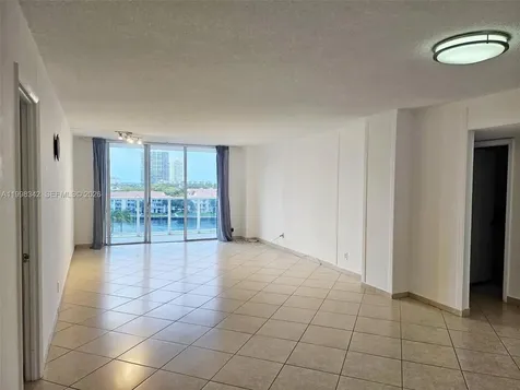 3800 S Ocean Drive Hollywood FL 33019
