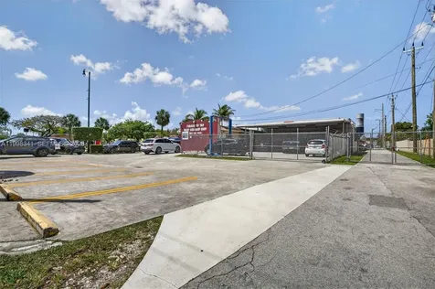 6701 SW 8th Street Miami FL 33144
