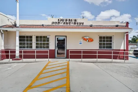 6701 SW 8th Street Miami FL 33144