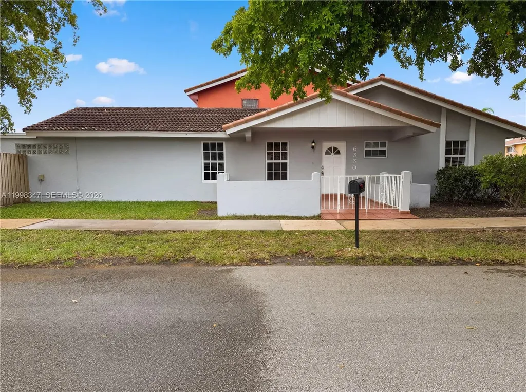 6330 SW 135th Avenue Miami FL 33183