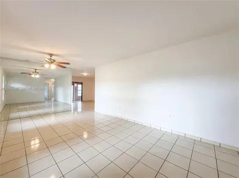 6330 SW 135th Avenue Miami FL 33183