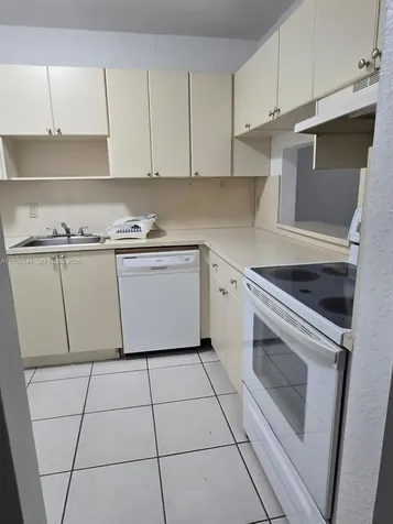 9972 SW 88th Street Miami FL 33176