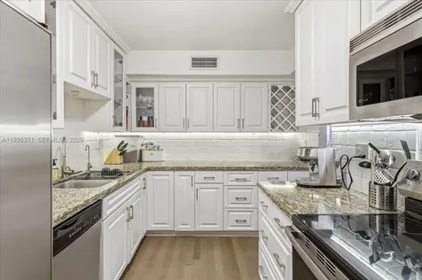 550 Ocean Drive Key Biscayne FL 33149