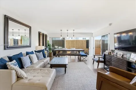 550 Ocean Drive Key Biscayne FL 33149