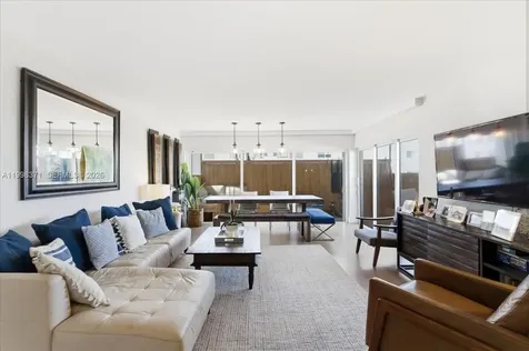550 Ocean Drive Key Biscayne FL 33149