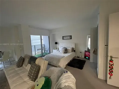 31 SE 6th Street Miami FL 33131