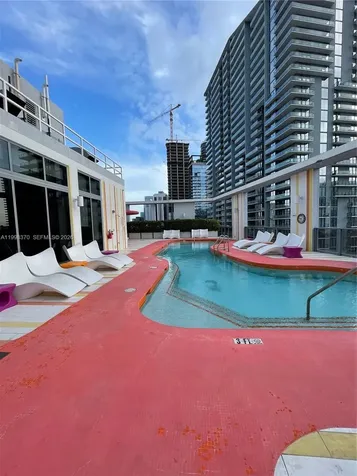 31 SE 6th Street Miami FL 33131