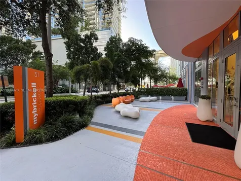 31 SE 6th Street Miami FL 33131