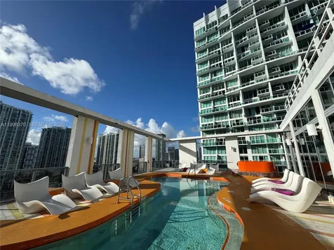 31 SE 6th Street Miami FL 33131