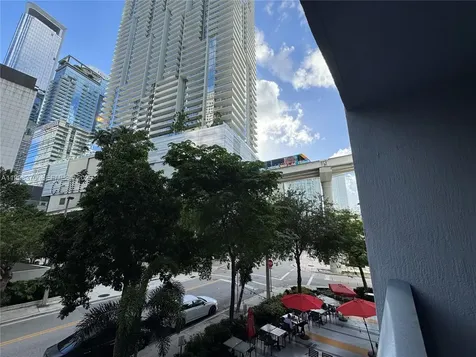 31 SE 6th Street Miami FL 33131