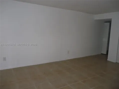 14525 N Kendall Drive Miami FL 33186