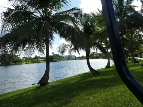 14525 N Kendall Drive Miami FL 33186