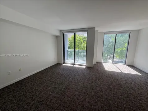 31 SE 6th Street Miami FL 33131