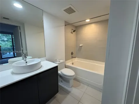 31 SE 6th Street Miami FL 33131