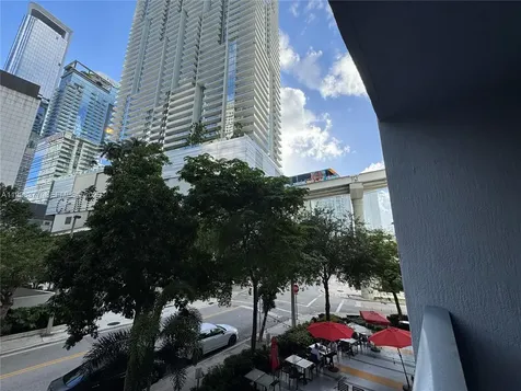 31 SE 6th Street Miami FL 33131