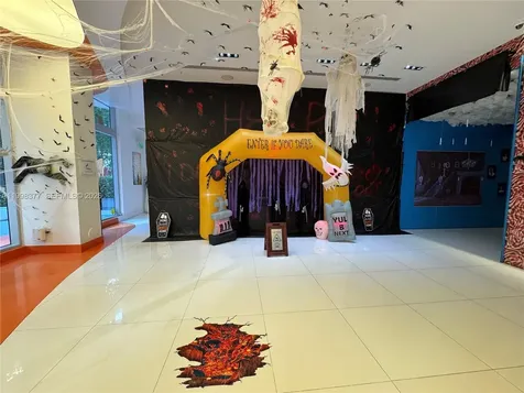 31 SE 6th Street Miami FL 33131