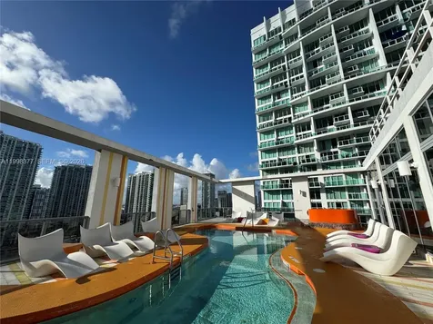 31 SE 6th Street Miami FL 33131