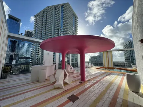 31 SE 6th Street Miami FL 33131