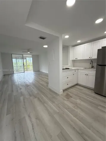 2980 Point East Drive Aventura FL 33160