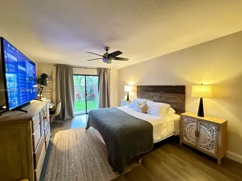 2089 Augusta Weston FL 33326