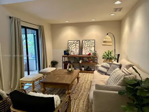 2089 Augusta Weston FL 33326